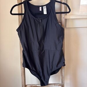 Joe Fresh Black Women's One Piece Swimsuit